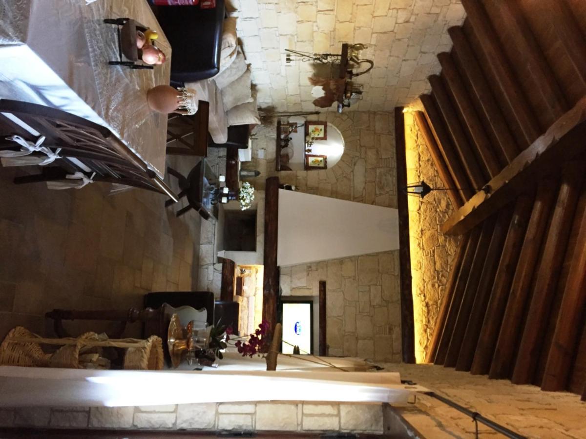 Paradise Traditional House Maroni Bagian luar foto